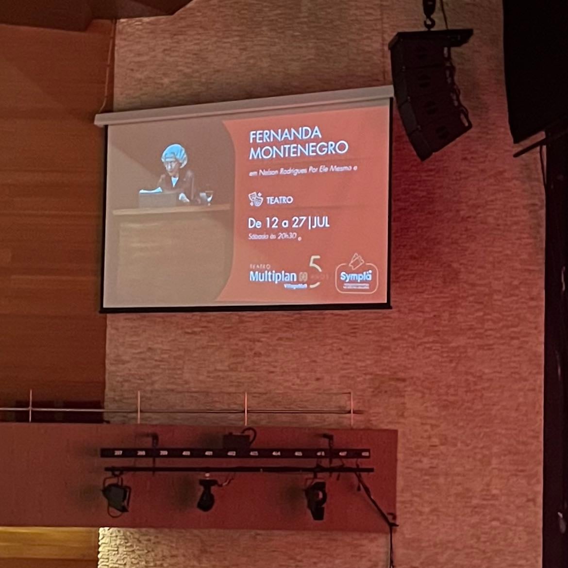 Fernanda Montenegro em Nelson Rodrigues Por Ele Mesmo - Julho - Teatro Multiplan