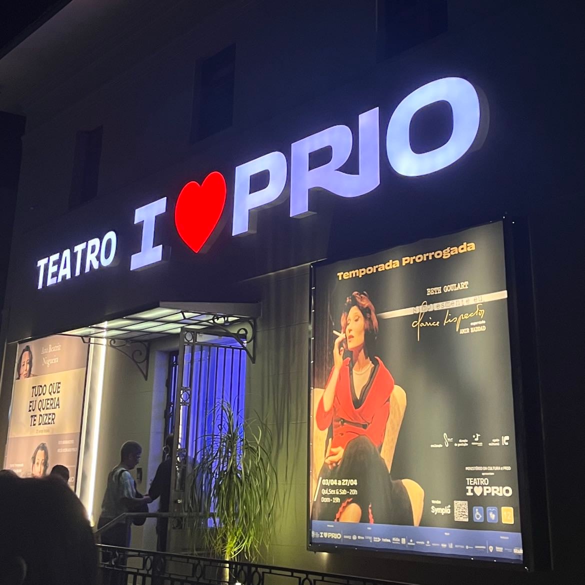 Simplesmente eu, Clarice - Abril -Teatro PRIO
