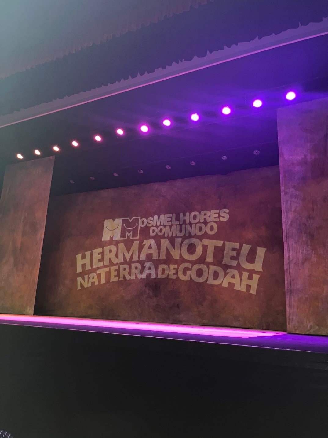 Hermanoteu na terra de godah - Dezembro - Teatro Opus Cittá