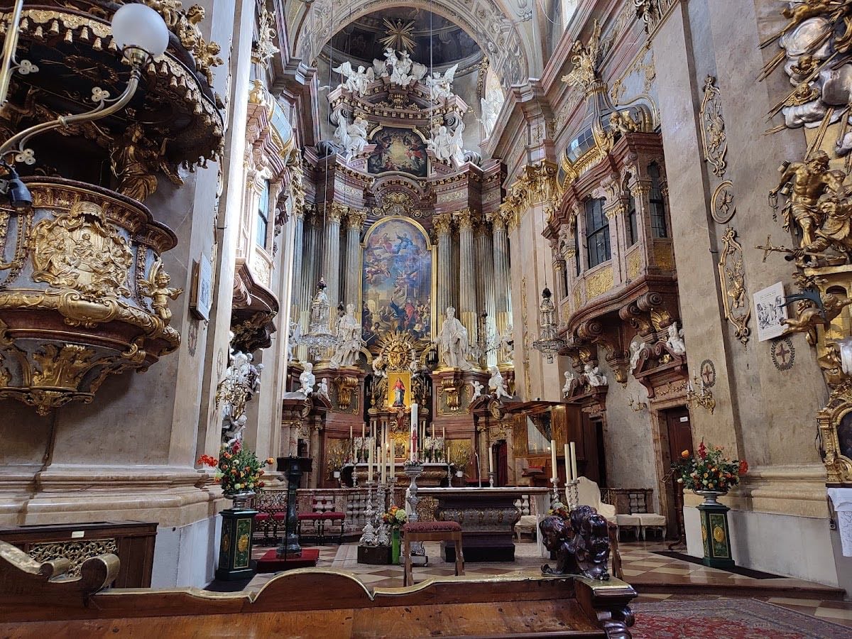 Iglesia Católica De San Pedro