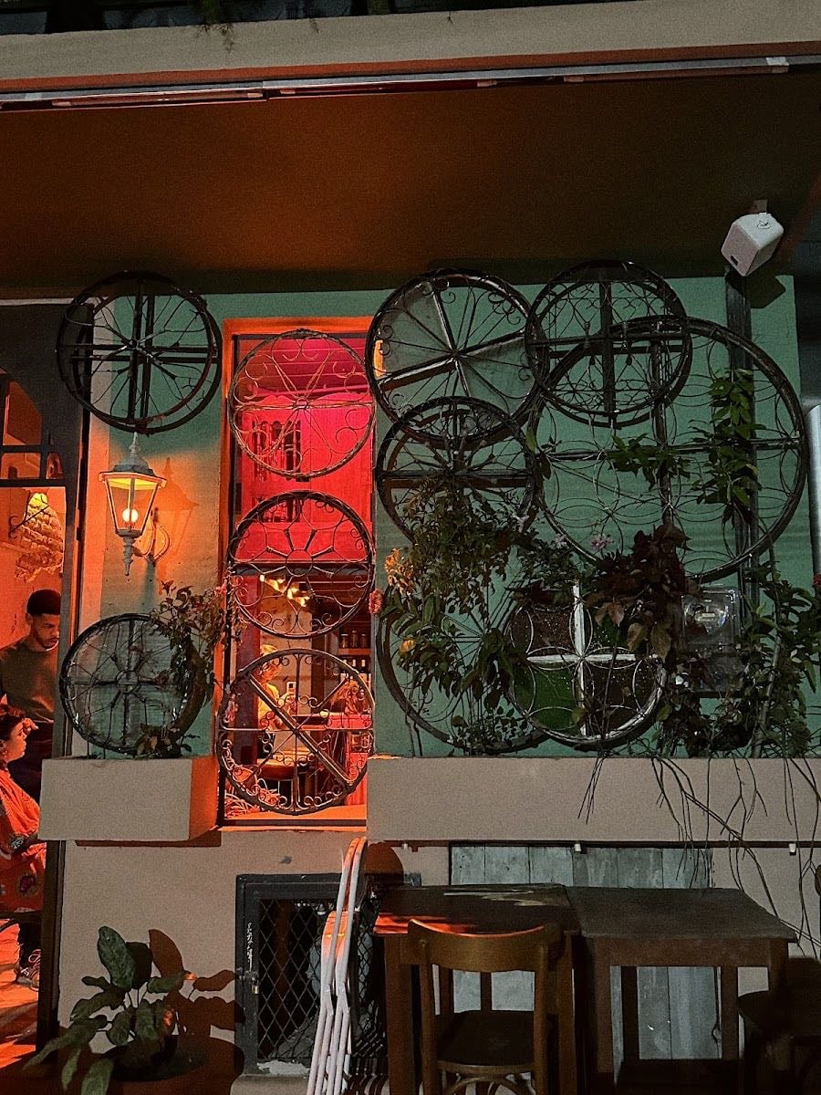 Bar Tero - Vermuteria e Restaurante - bons drinks, música e comida.