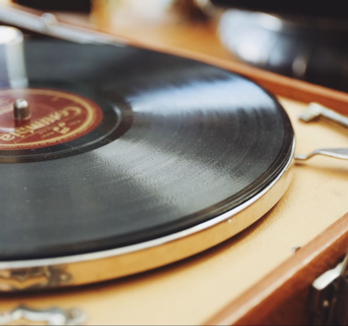 vinyl - Music hypelist by Jacey Kant