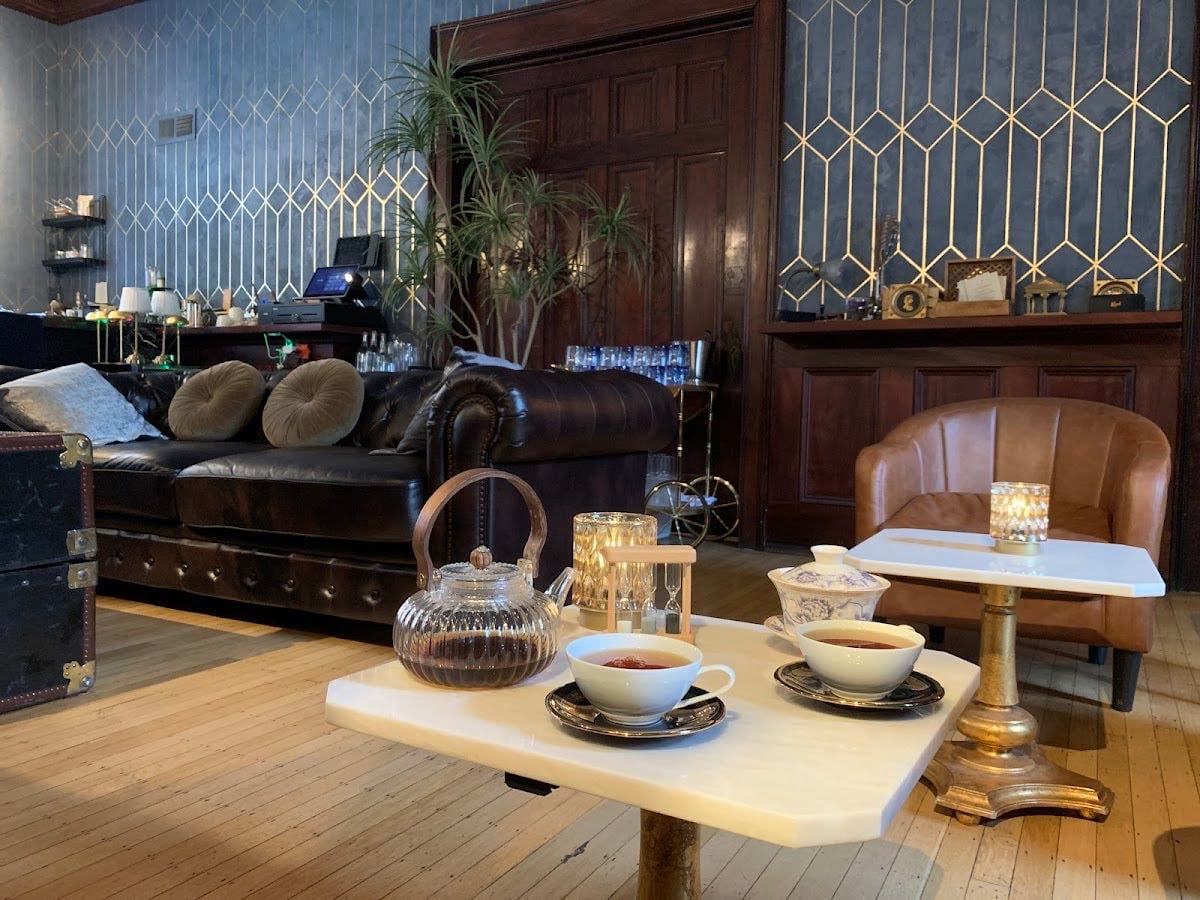 Novel Tea Room