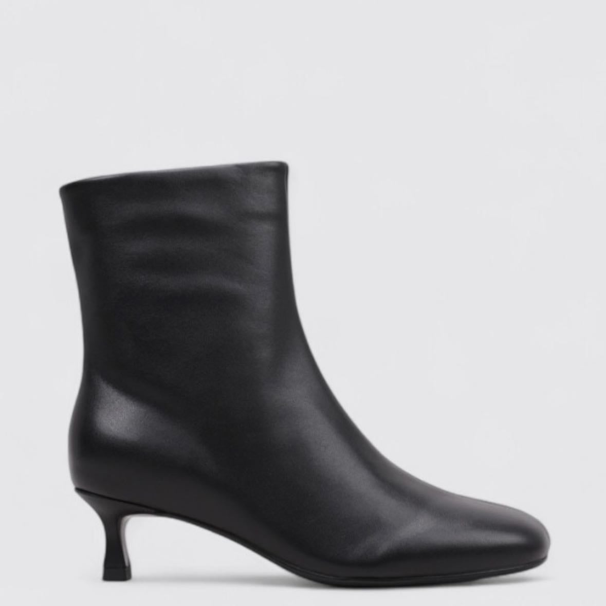 botines - https://www.krackonline.com/es/hune-passion-446485.html#/224-talla-36/394-color-negro