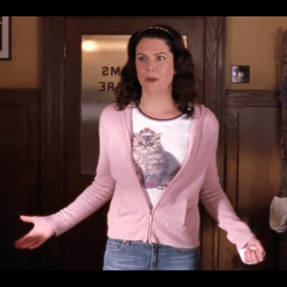Casual princess - Antes de tirar toda tu ropa vieja y que ya no encaja con la moda, puedes armar un último outfit.
