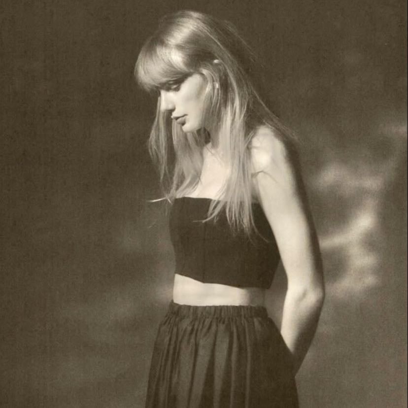 Chloe or Sam or Sophia or Marcus 🩶👧🏼🧒🏻👧🏻👦🏼 - Song · Taylor Swift