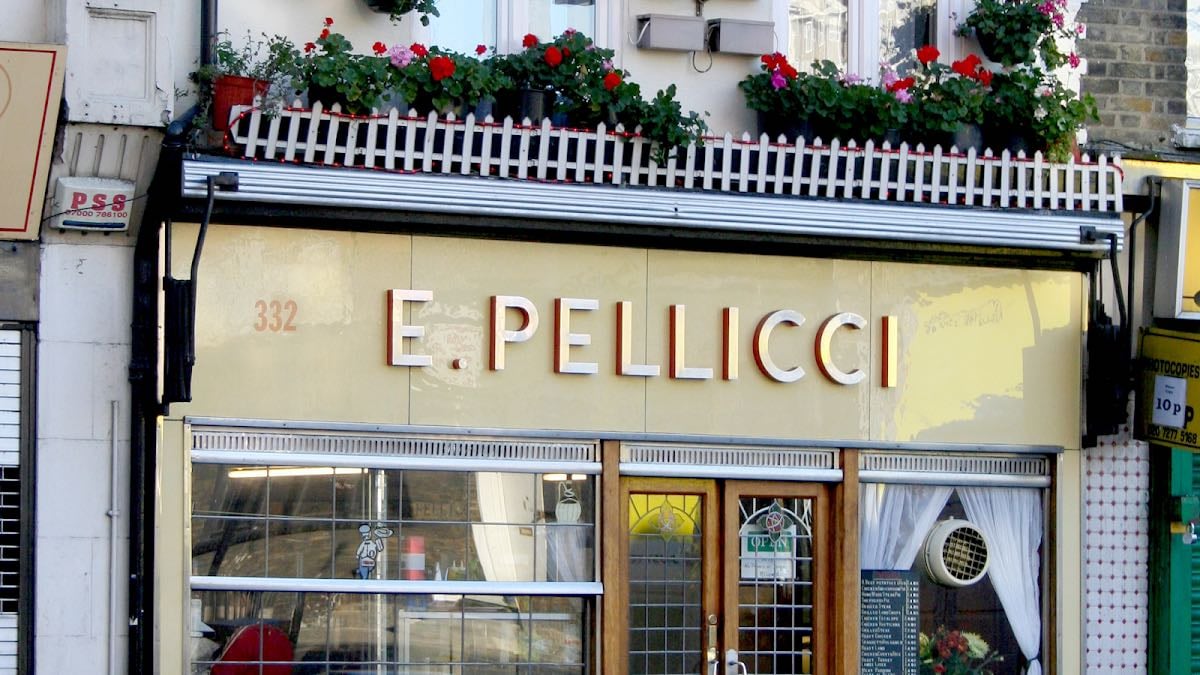 E Pellicci - Full English