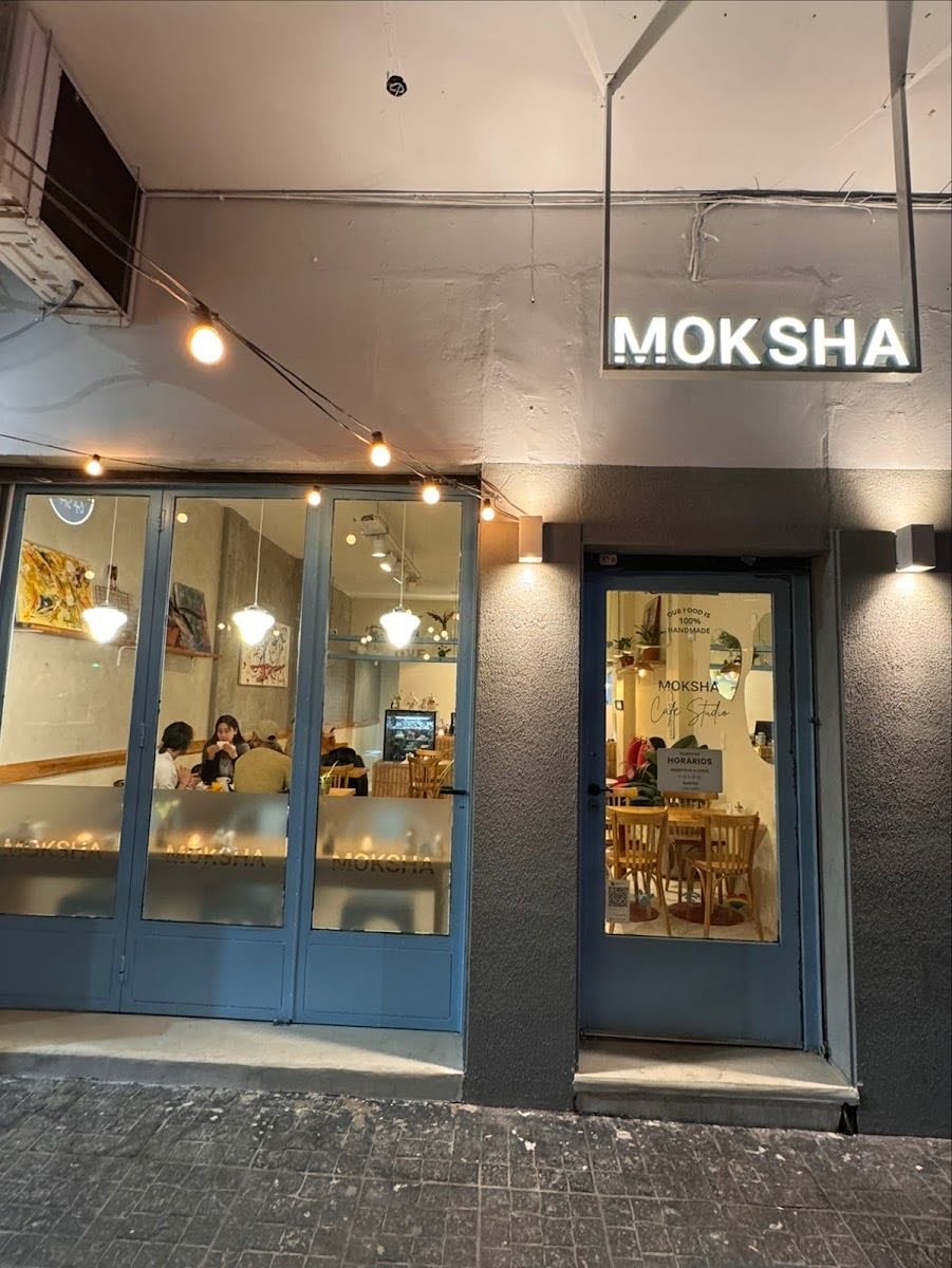 Moksha cafe studio