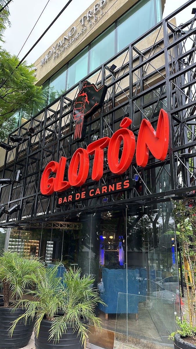 Glotón Barrio Jardín