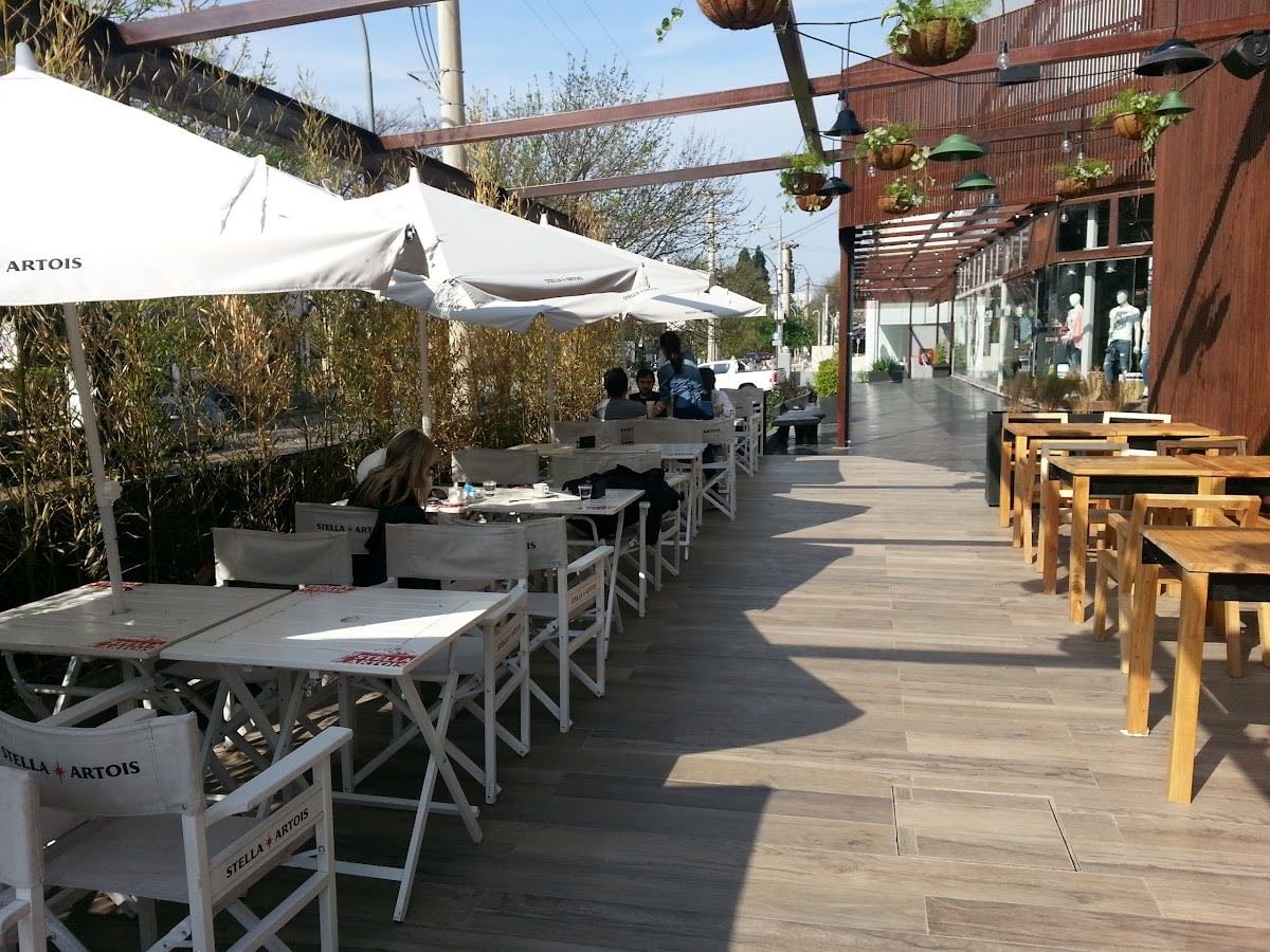 Milá Resto
