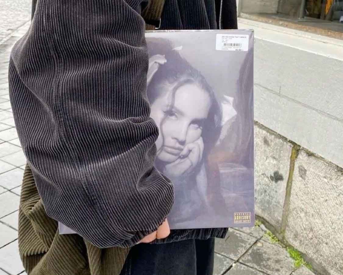 my top 13 lana del rey songs, ranked 馃崚 - Music hypelist by Feride Eron