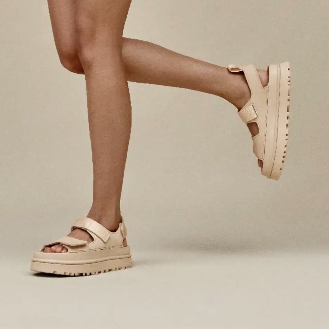 ugg goldenglow sandals