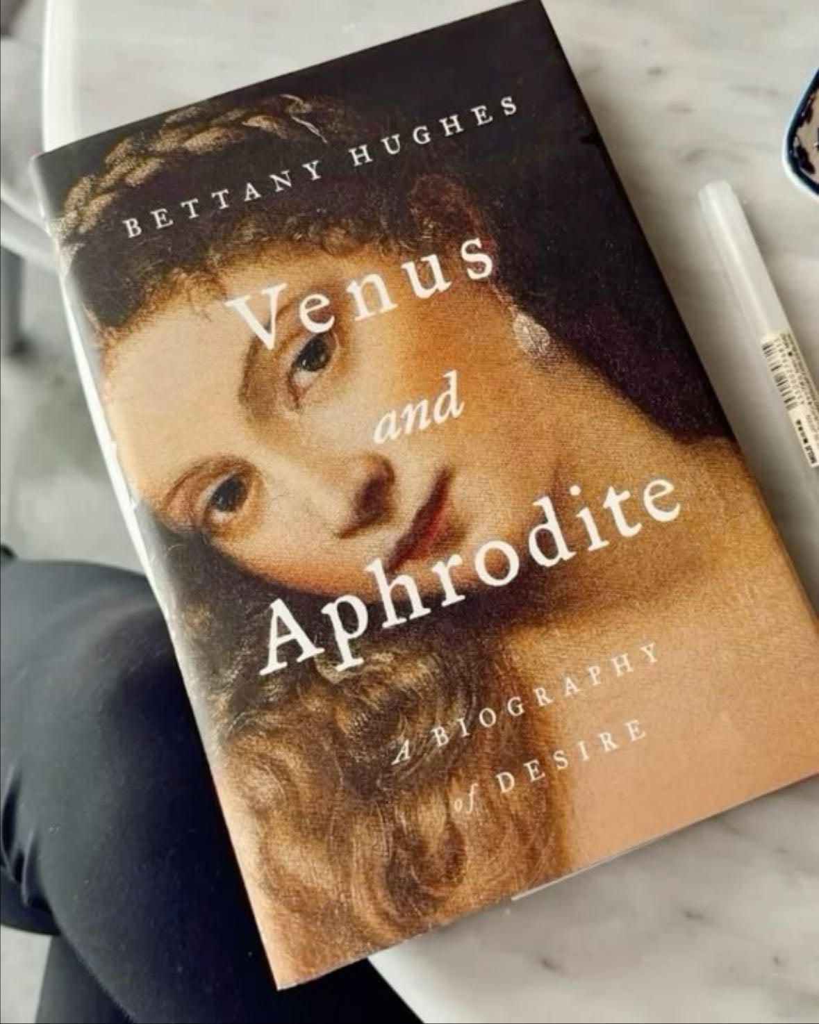 venus and aphrodite