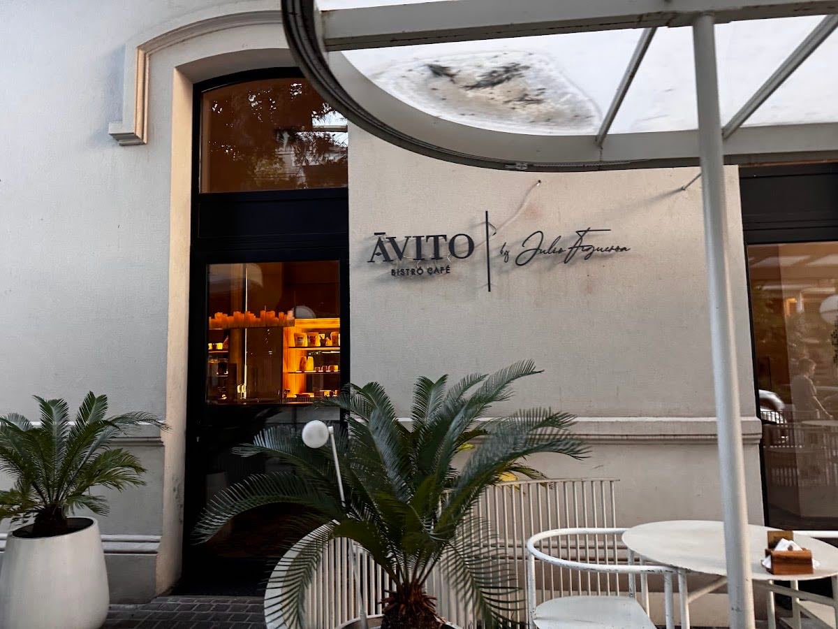 Ávito Bistró Café