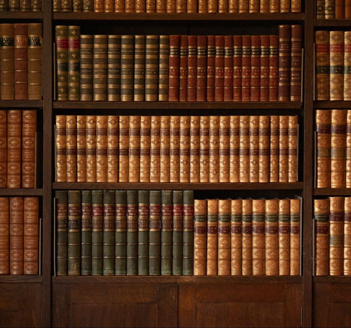 My Evergrowing Book List - Books hypelist by Grace Pepperman