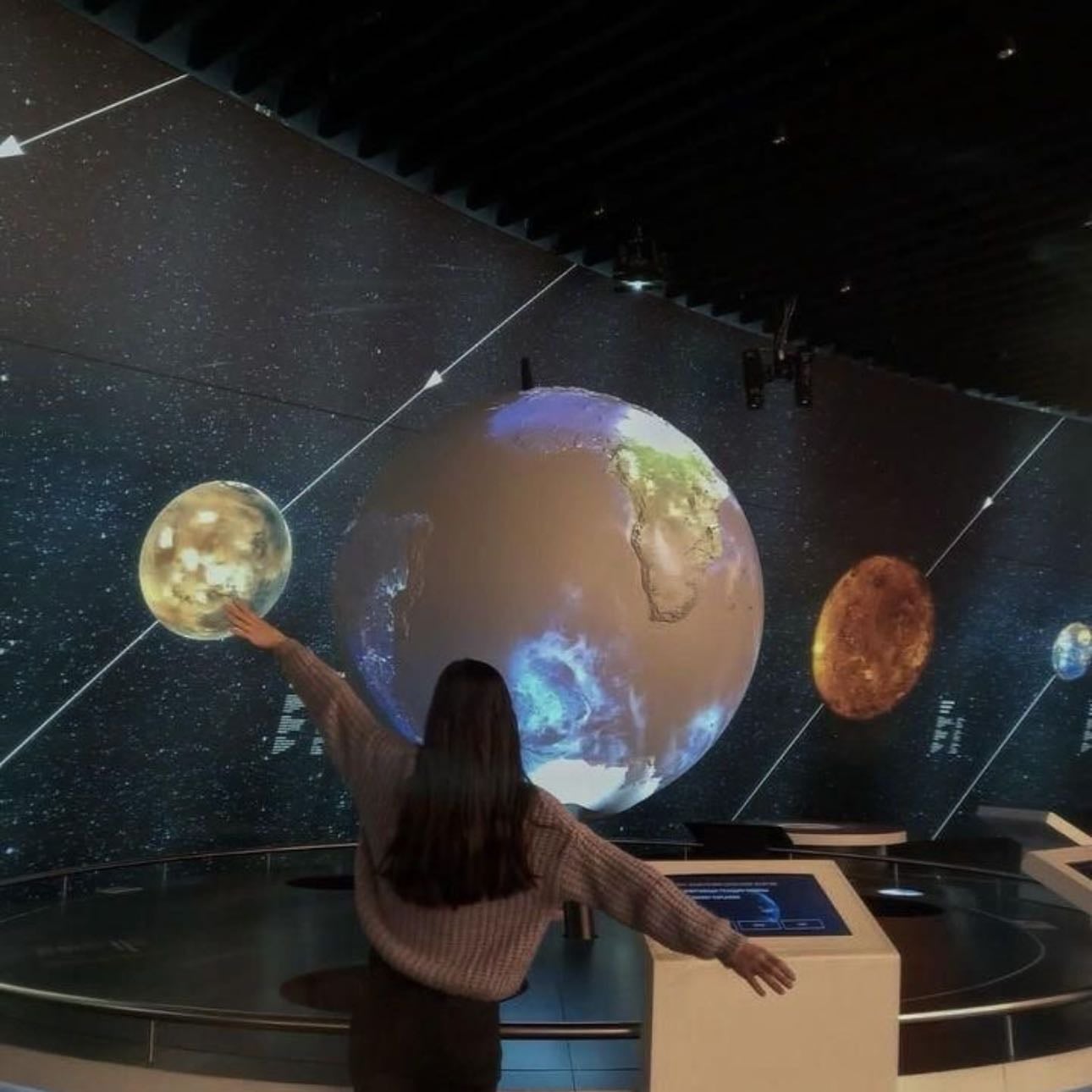 Visit a planetarium