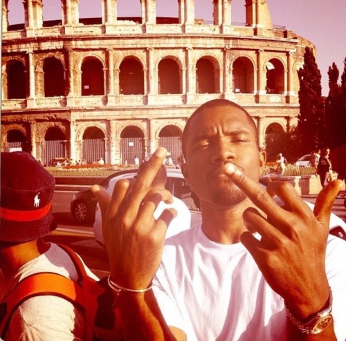 frank ocean - siempre se vuelve a frank ocean