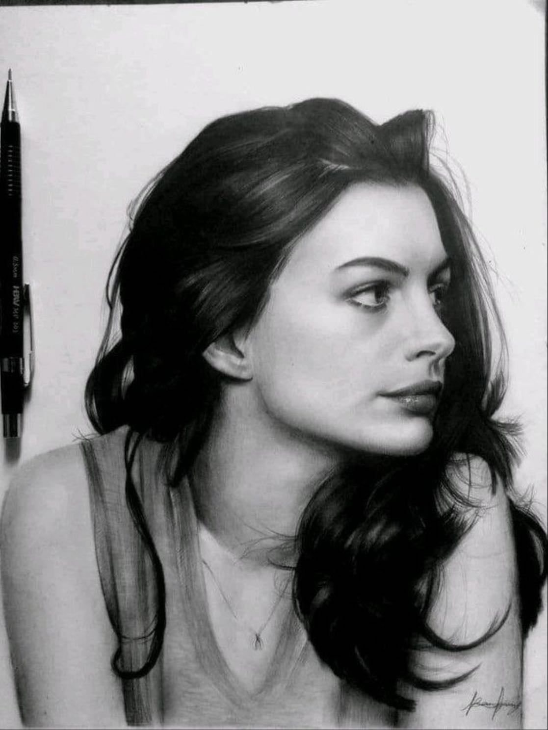 anne hathaway