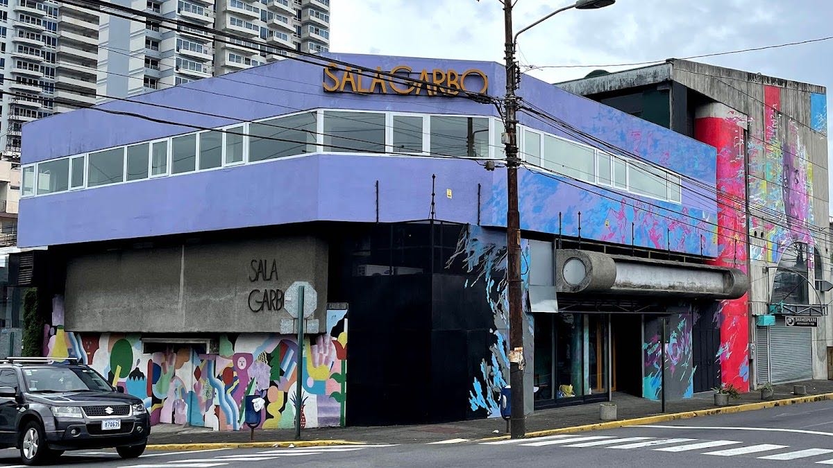 Sala Garbo - Por $130 se puede alquilar toda el cine para una cita y ver una película