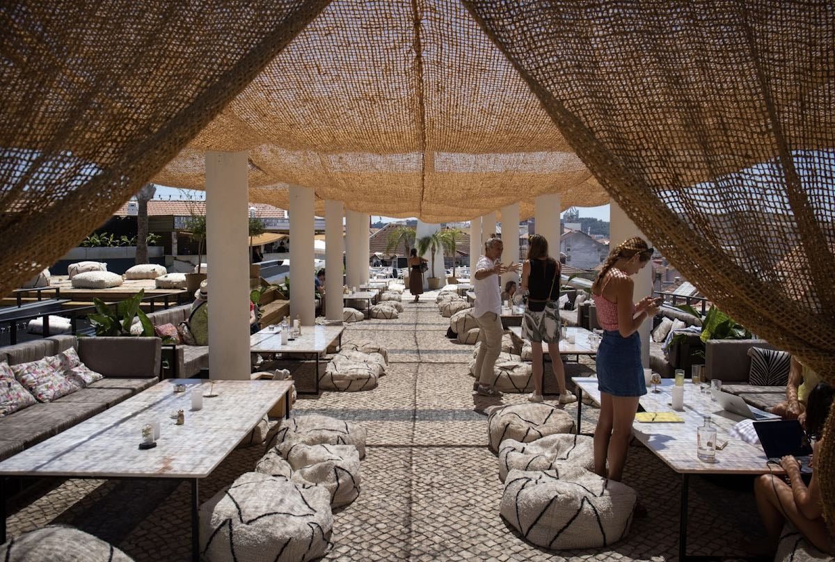 Go A Lisboa Rooftop - Restaurant & Bar