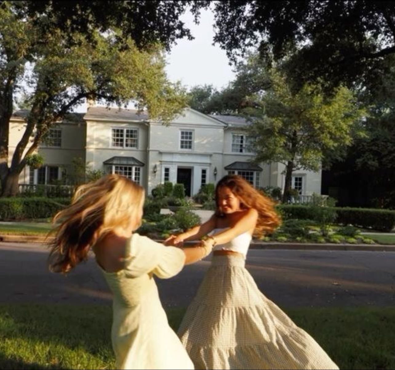 Fav movies⋆⭒˚.⋆ - Movies hypelist by Tati🌞🌿