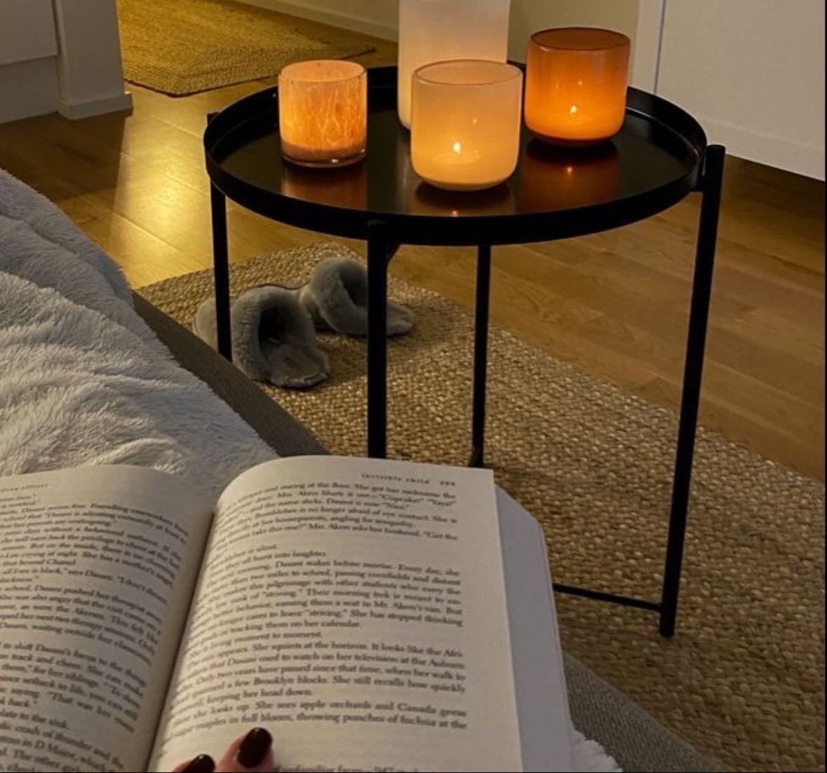 Read, read & read - Books hypelist by Emeline Miller