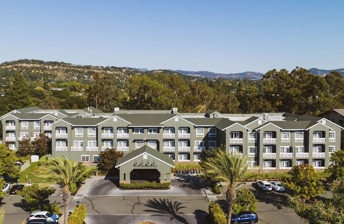 River Terrace Inn
