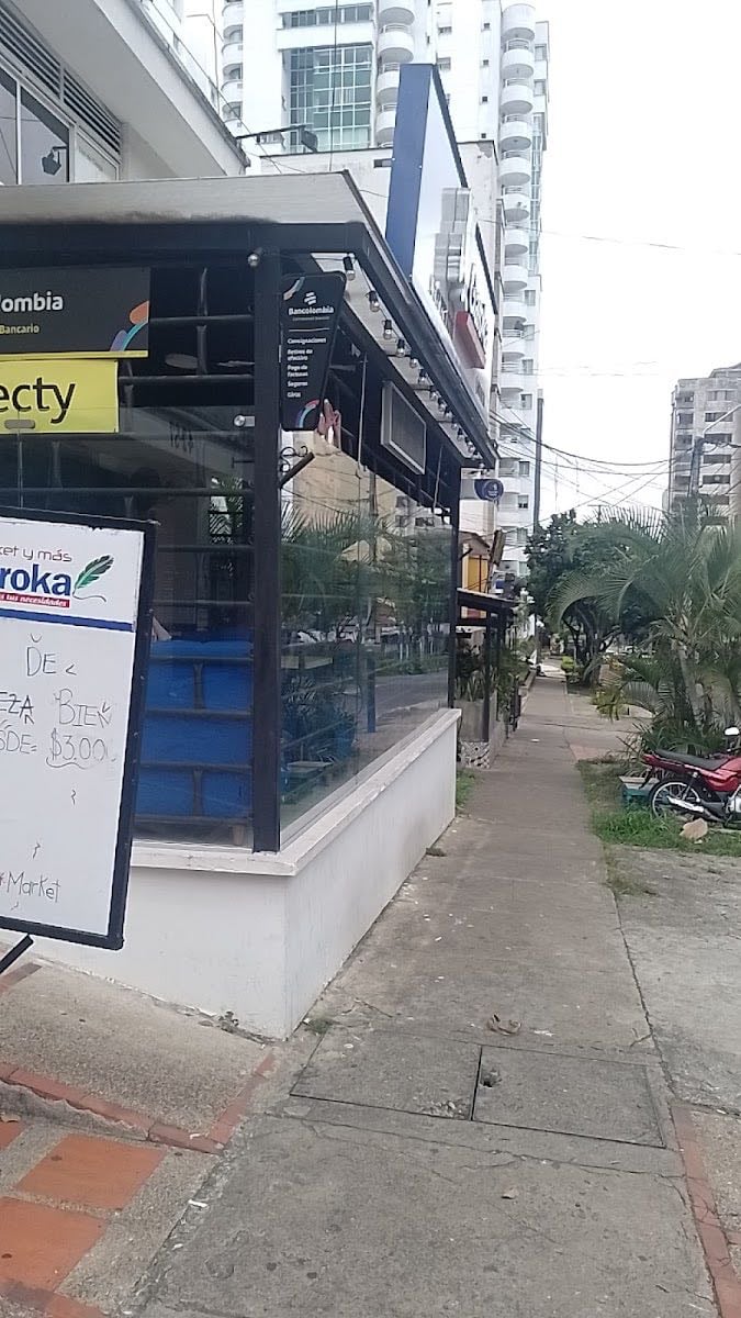 GAROKA CITY KARAOKE BAR RESTAURANTE