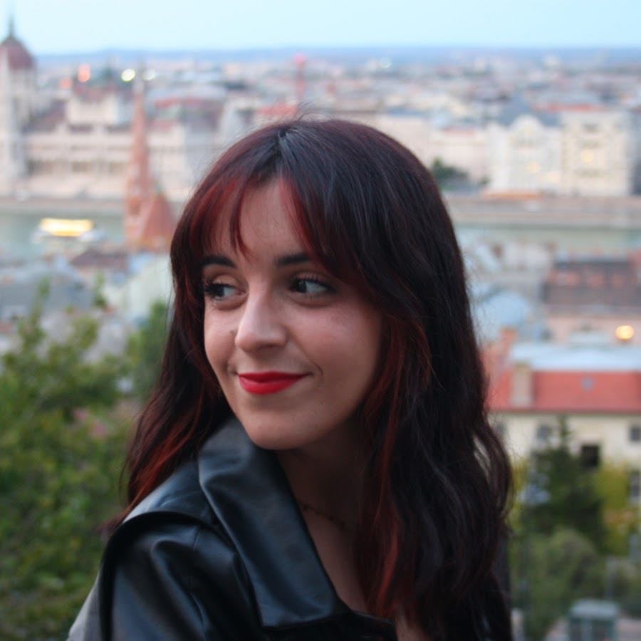 Rose Bennet - YouTube