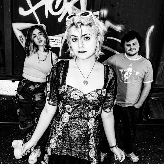 Skating Polly - Artist