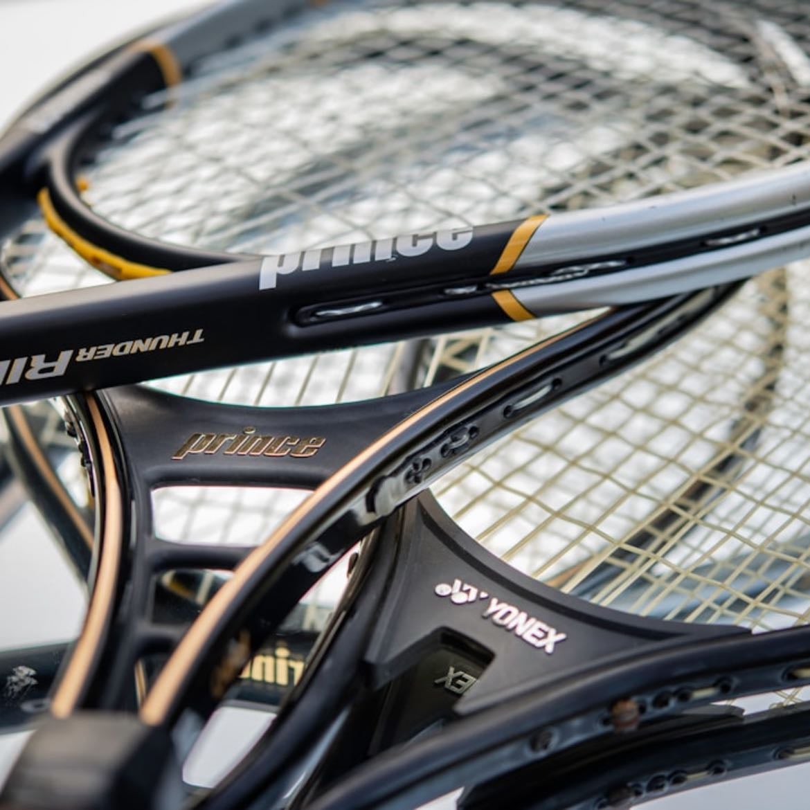 jogar tennis