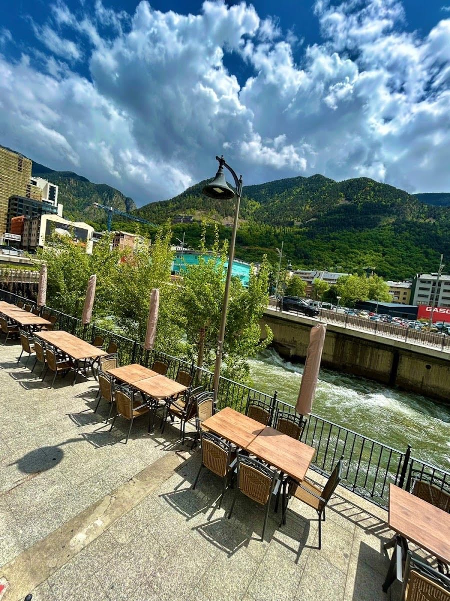 RIVERSIDE Specialty Coffee, Brunch & Restaurant Gluten Free