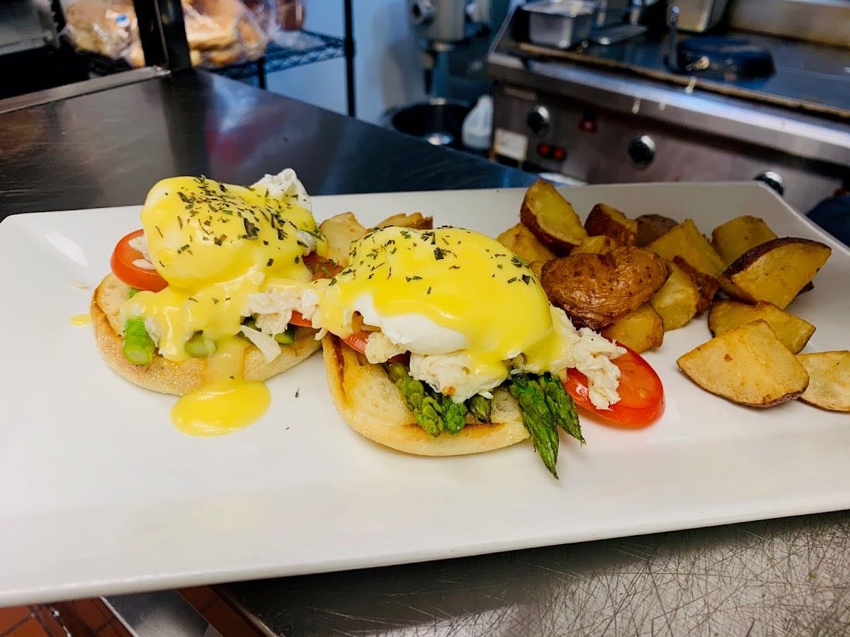 Sunny Side Up Breakfast & Lunch