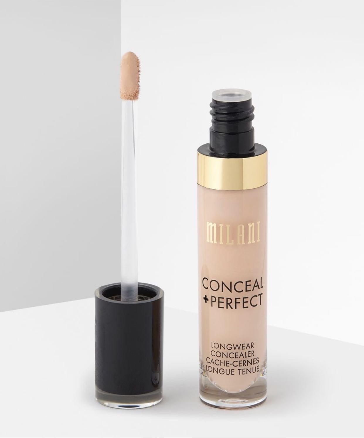 Milani Conceal + Perfect Longwear Concealer - Shade: 145 Warm Beige.
Iluminar: 125 Light Natural.