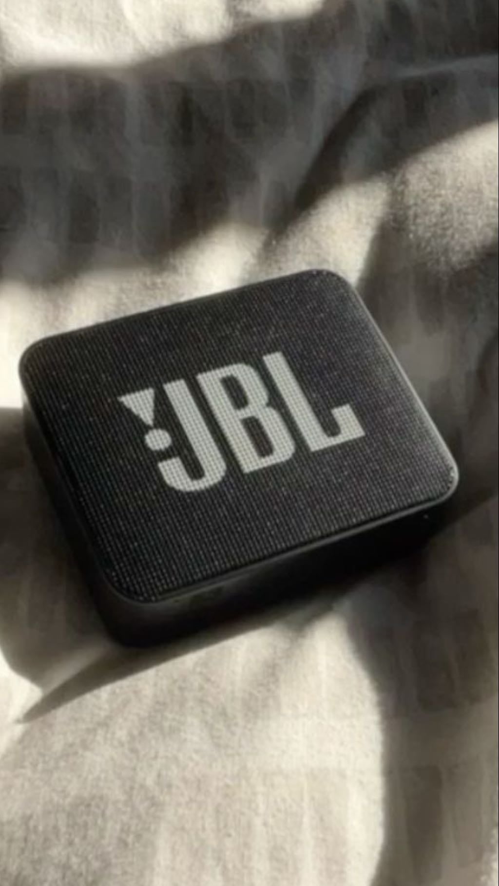 JBL go essencial
