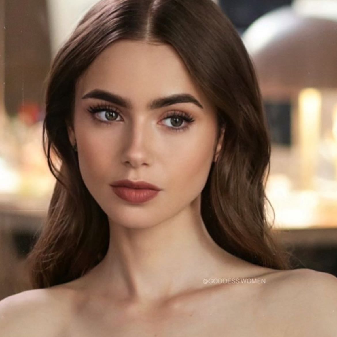 Lily Collins