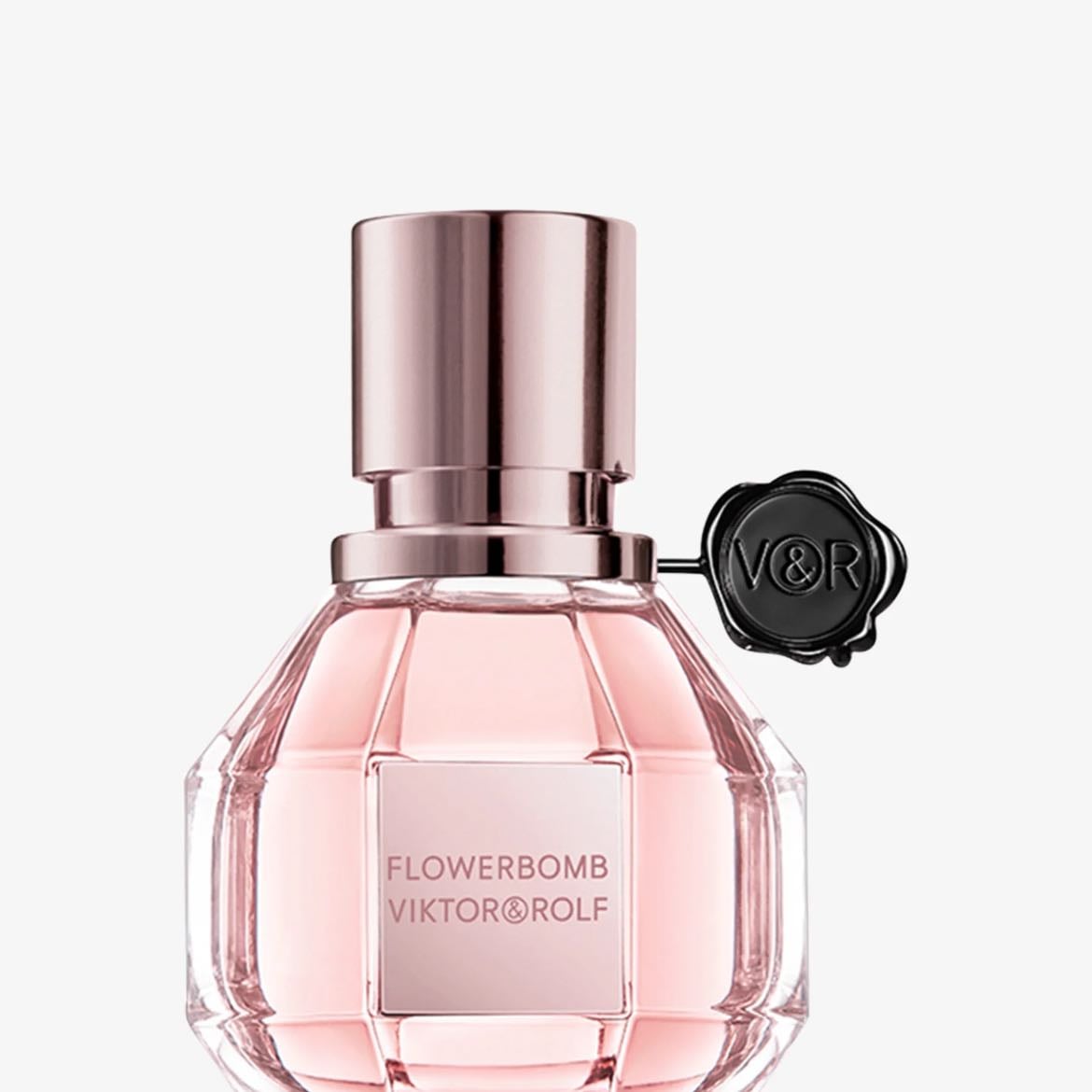 Viktor & Rolf Fragrance - This fireworks of lush flowers and passionate sensuality seduces.