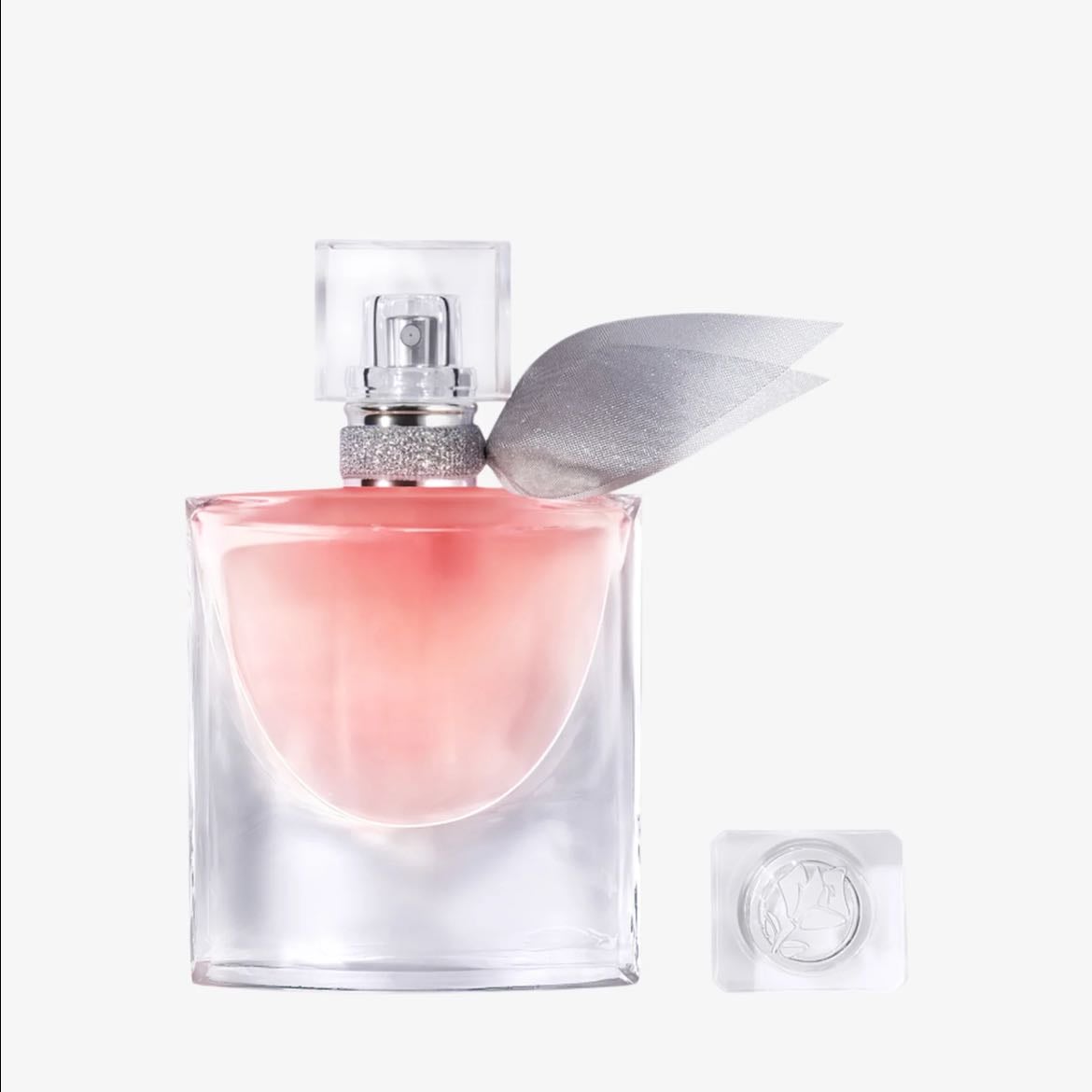 LANCÔME - La vie est belle is an iconic Eau de Parfum: the scent of joy.
