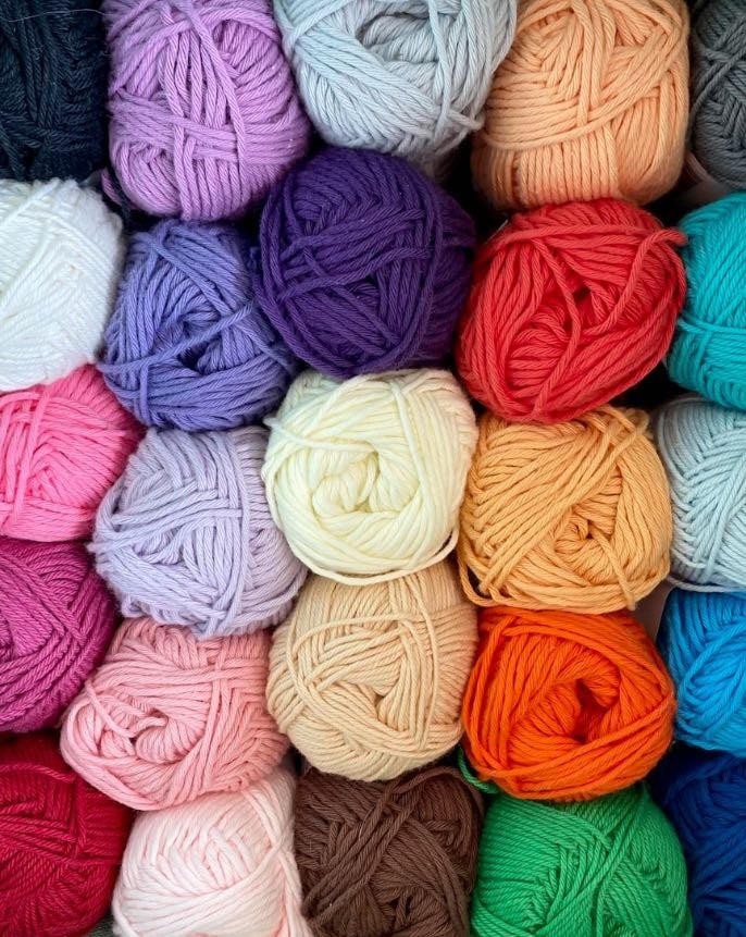 Yarn - I need need need fluffy/chunky yarn for plushies and I’m running out of red