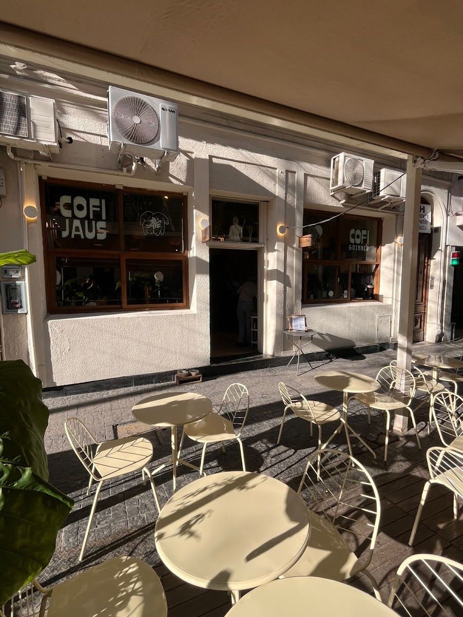 Cofi Jaus
