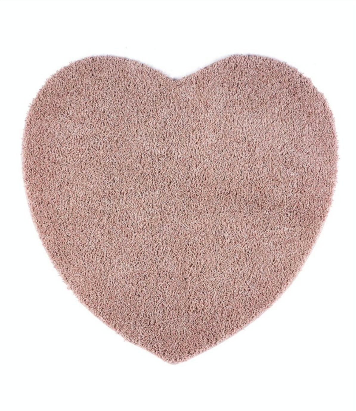 Heart rug - £36