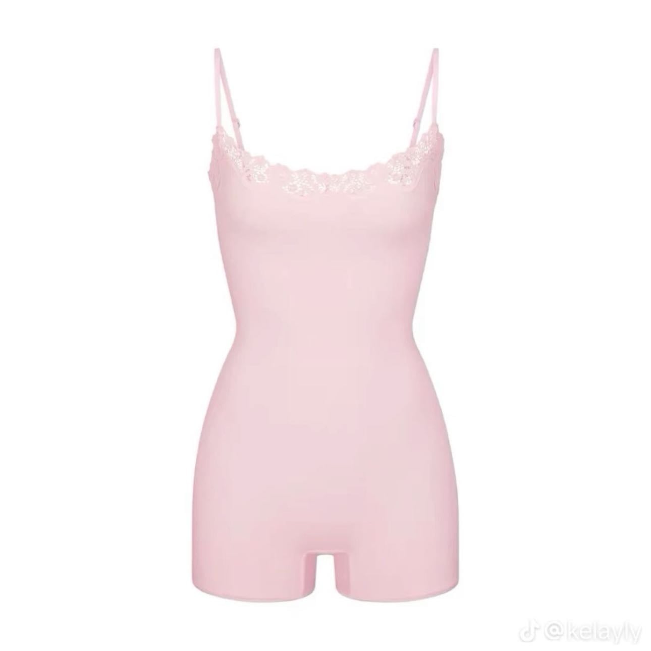 🎀Romper - £74