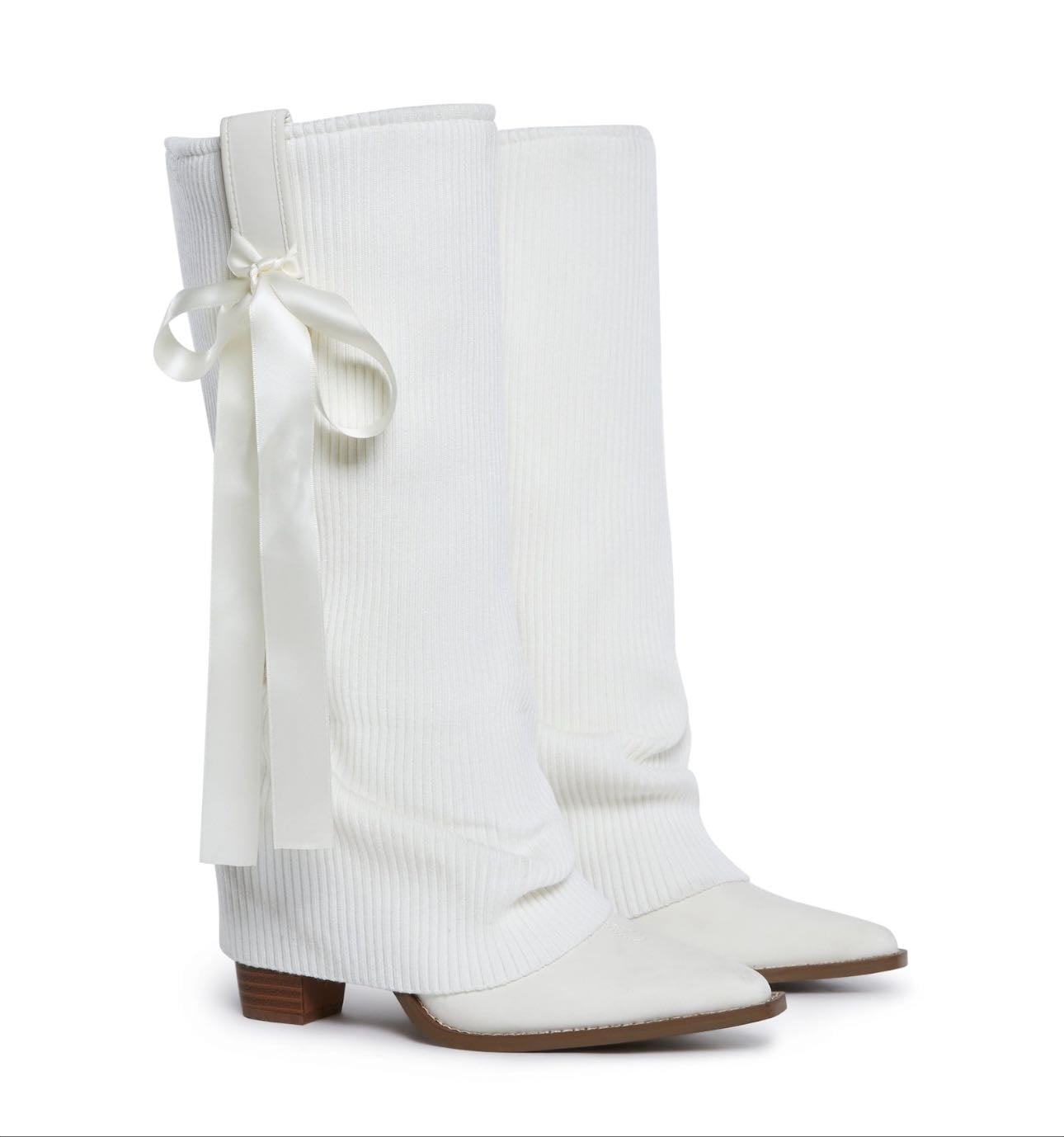 Sharp sheriff leg warmer boots - £113