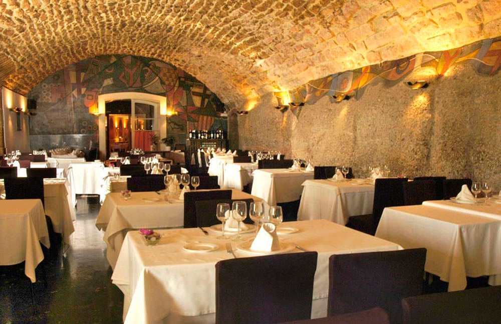 Restaurant Abat Cisneros - •••••
