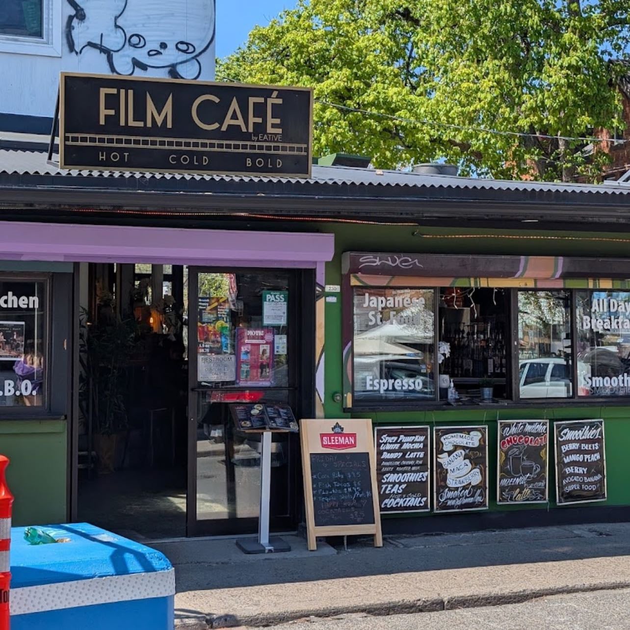 FILM CAFE