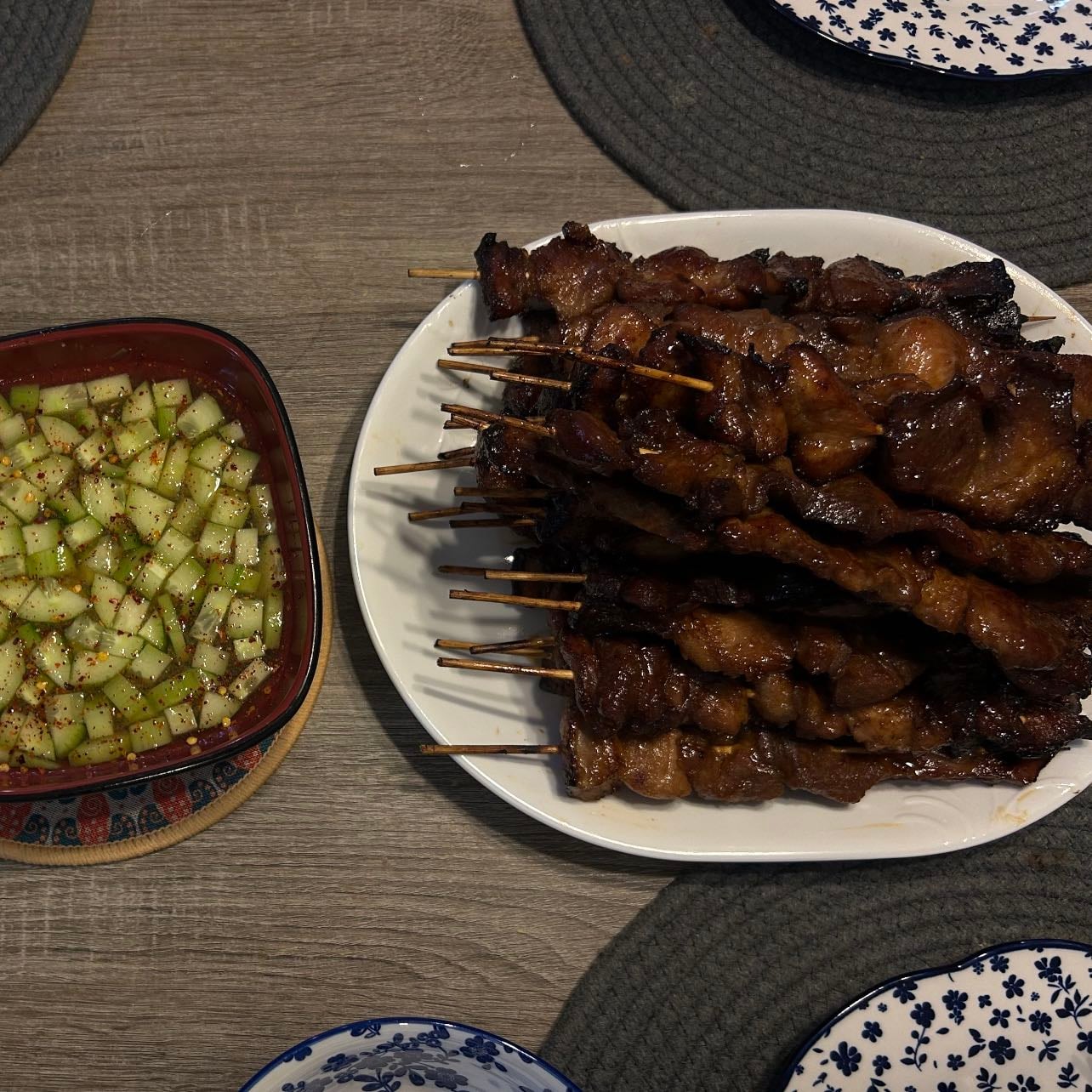 Bbq and Ensaladang pipino