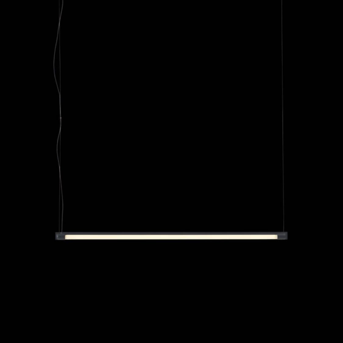 Fine Suspension Lamp - de Muuto (Roja)
