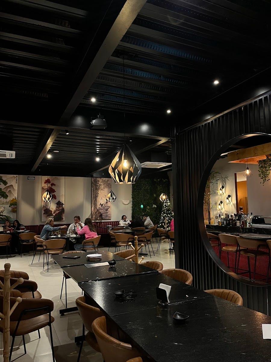 Zasshi Japanese Bistro
