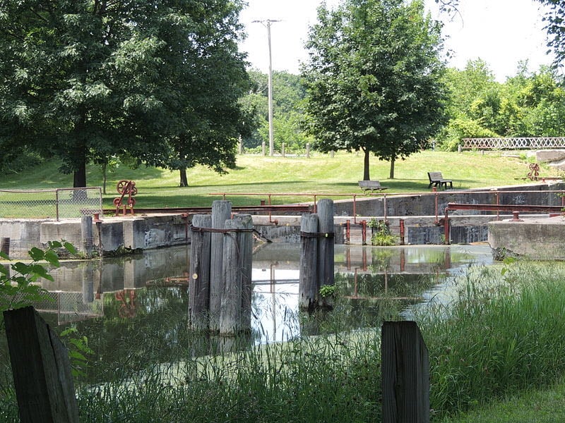 Hennepin Canal Parkway State Park