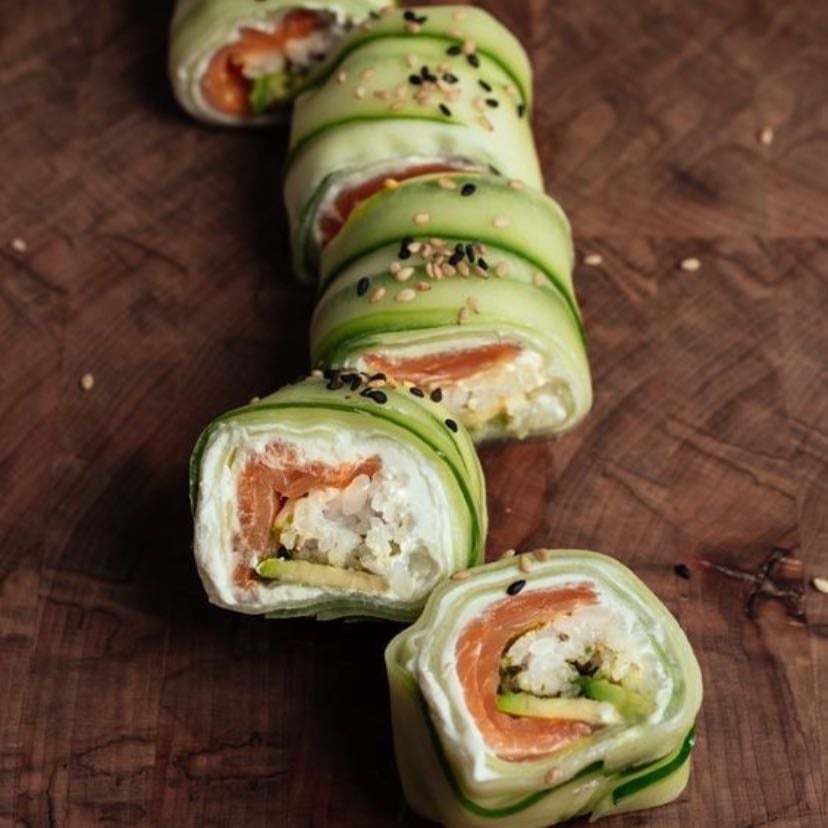 Cucumber and salmón